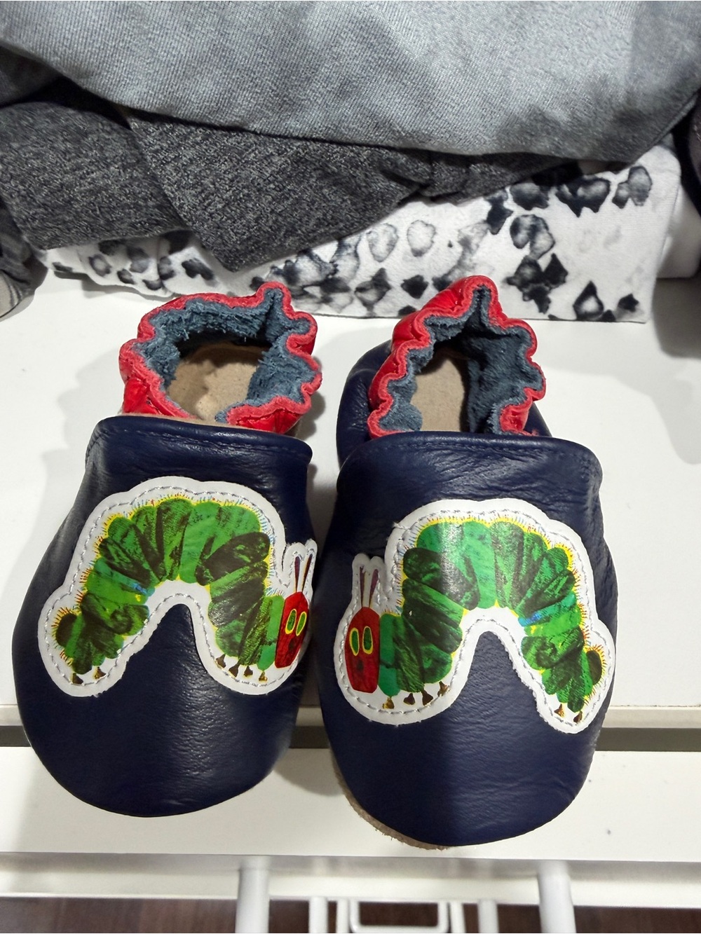 Robert x Eric Carle Kids Navy Soft-Soled Shoes with Green Caterpillar Design